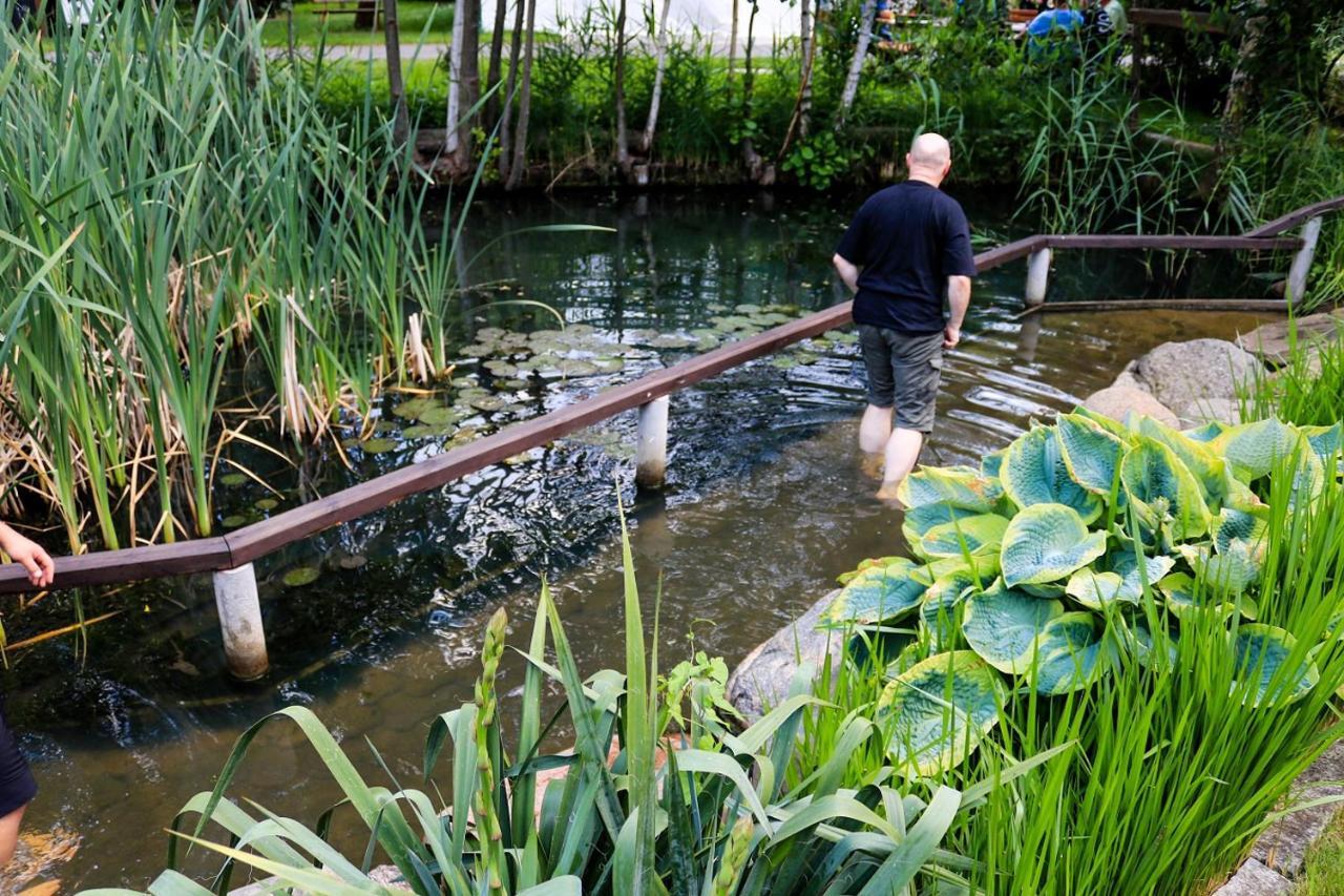 Gasthaus & Pension Am Kurfuerstendamm Burg im Spreewald Eksteriør billede