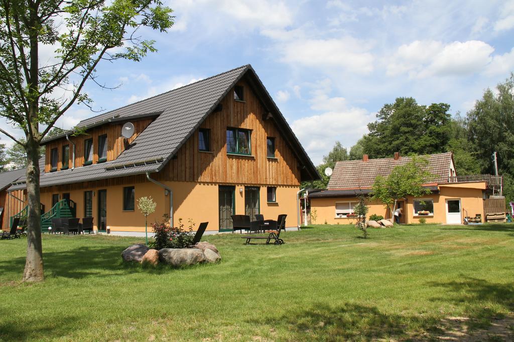 Gasthaus & Pension Am Kurfuerstendamm Burg im Spreewald Eksteriør billede