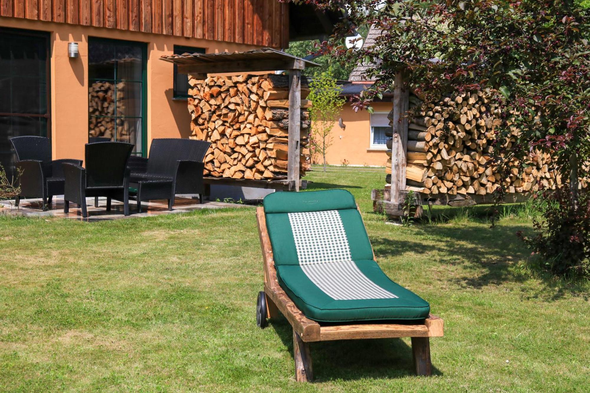 Gasthaus & Pension Am Kurfuerstendamm Burg im Spreewald Eksteriør billede