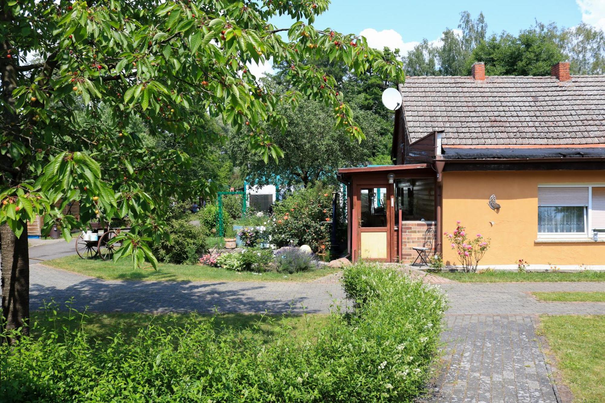 Gasthaus & Pension Am Kurfuerstendamm Burg im Spreewald Eksteriør billede